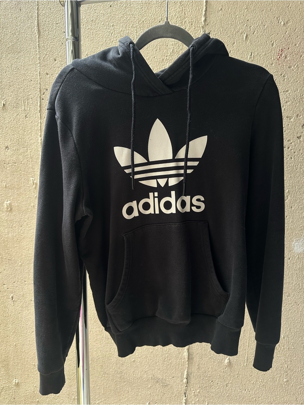 adidas originals - Black Logo Hoodie